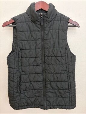 Dip Quilted Black Lightweight Layering Puffer Vest